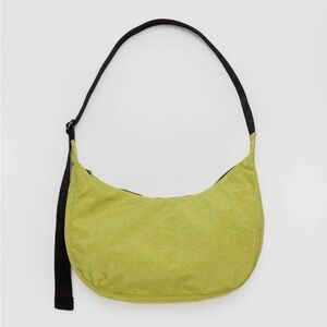 Baggu Medium Nylon Crescent Bag in Lemongrass